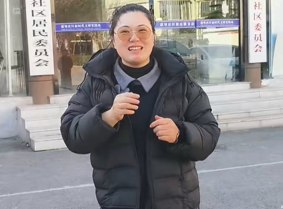 博鱼体育-全国冠军退役人生 戴假肢的她成了很多人的支柱|罗仁娟|残疾人|排球|高位截肢|残疾_新浪体育_新浪新闻